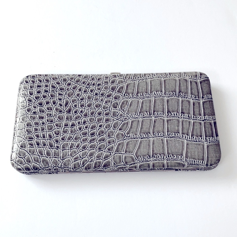 NWOT - stylish embossed sturdy wallet